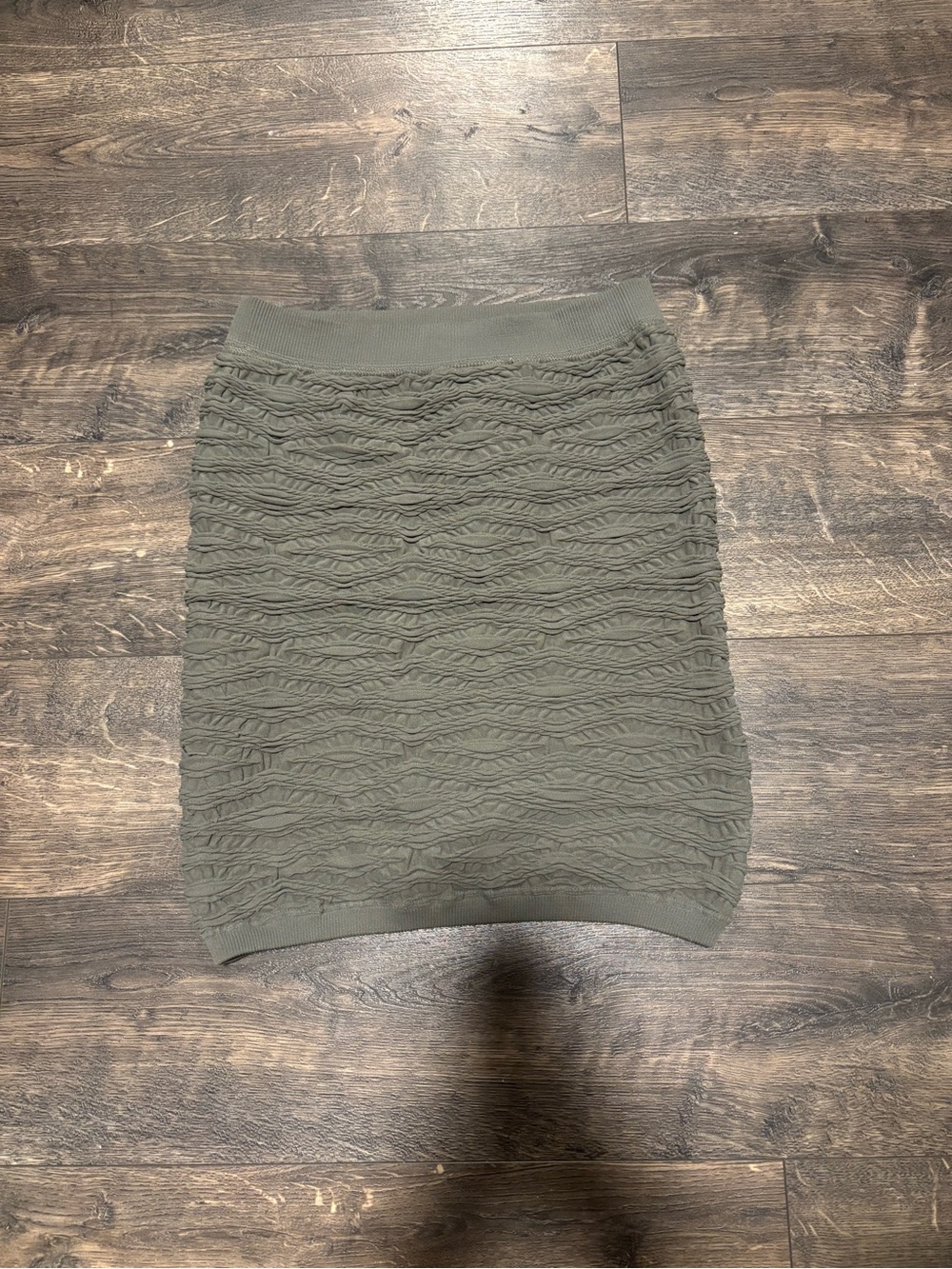 BCBGeneration Olive Ruched Mini Skirt - Picture 2 of 4